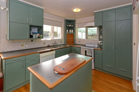 Photo of property in 10 Hampton Place, St Andrews, Hamilton, 3200