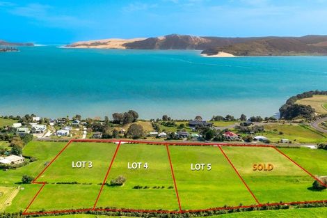 Photo of property in 16 Koutu Point Road, Opononi, Kaikohe, 0473