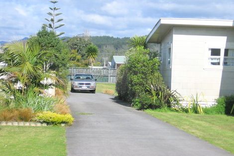 Photo of property in 302a The Square, Whangamata, 3620