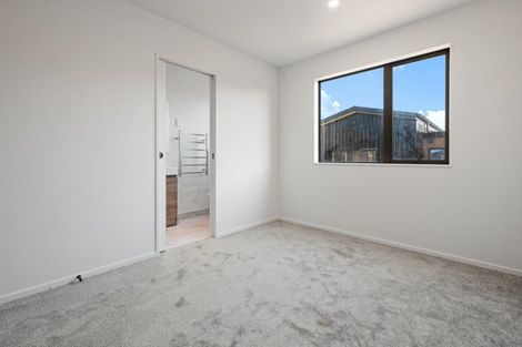 Photo of property in 14 Tokarewa Close, Mount Wellington, Auckland, 1062