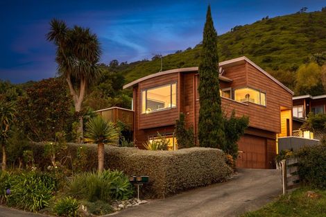 Photo of property in 41a Kotare Street, Waikanae, 5036