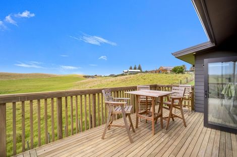 Photo of property in 4 Gillespie Drive, Baylys Beach, Dargaville, 0377