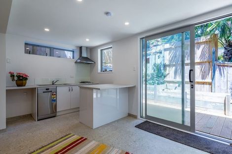 Photo of property in 103 Wirihana Road, Titirangi, Auckland, 0604