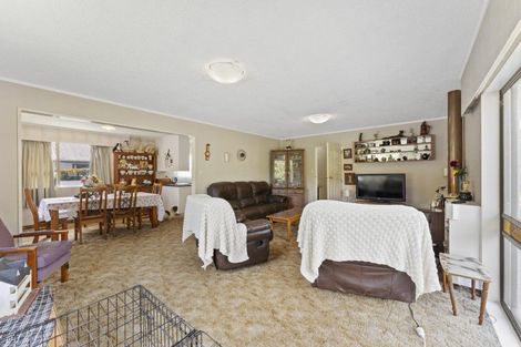 Photo of property in 11 Amber Grove, Birchville, Upper Hutt, 5018