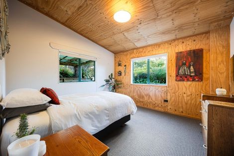 Photo of property in 979 Kaipara Flats Road, Kaipara Flats, Warkworth, 0984