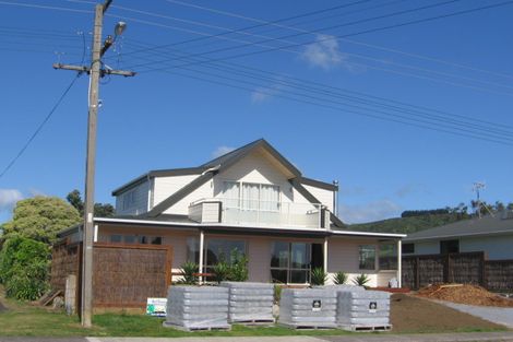 Photo of property in 40 Dillon Street, Waihi Beach, 3611