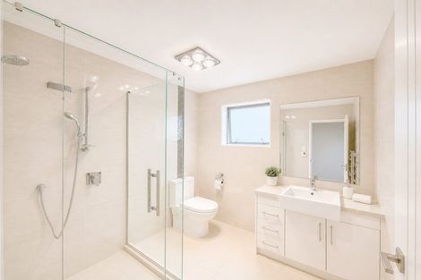 Photo of property in 51 Kerrykeel Drive, Flat Bush, Auckland, 2019