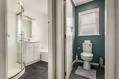 Photo of property in 7 Saint Albans Avenue, Hokowhitu, Palmerston North, 4410