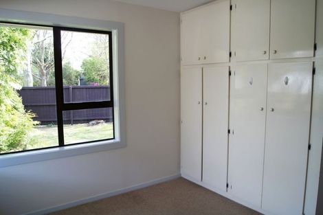 Photo of property in 10 Oakhurst Place, Russley, Christchurch, 8042