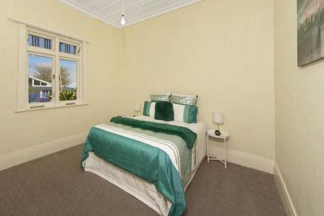 Photo of property in 12 Hutchinson Avenue, New Lynn, Auckland, 0600