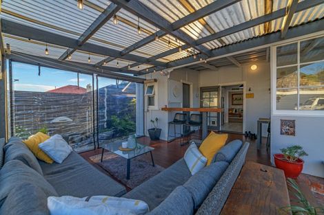 Photo of property in 410 Featherston Street, Palmerston North, 4414