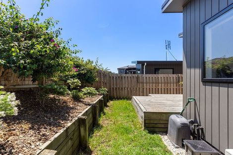 Photo of property in 13 Patrick Rice Drive, Swanson, Auckland, 0614
