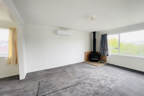 Photo of property in 90 Oriel Avenue, Tawa, Wellington, 5028