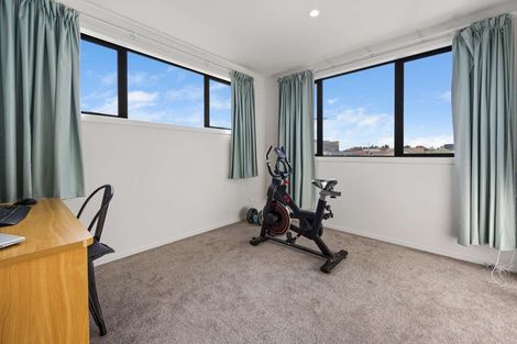 Photo of property in 1/20 Ballinger Place, Carterton, 5713