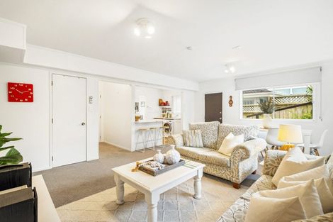 Photo of property in 114 Mountbatten Avenue, Hillcrest, Auckland, 0627
