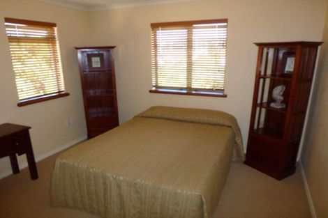 Photo of property in 4 Nautilus Drive, Gulf Harbour, Whangaparaoa, 0930