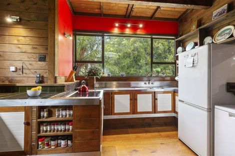 Photo of property in 2 Sea Vista Drive, Pukerua Bay, 5026