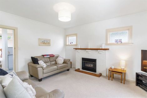 Photo of property in 1/49 Sale Street, Cockle Bay, Auckland, 2014