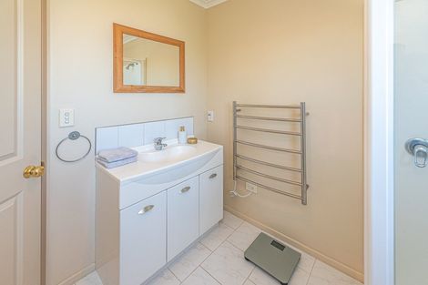 Photo of property in 9 Sherwood Place, Springvale, Whanganui, 4501