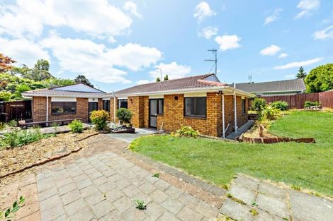 Photo of property in 4 Matuku Place, Papatoetoe, Auckland, 2025