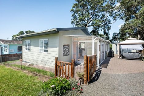 Photo of property in 1 Pacific Road, Waihi Beach, 3611