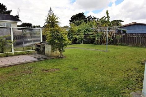 Photo of property in 13 Cranberry Place, Bucklands Beach, Auckland, 2012