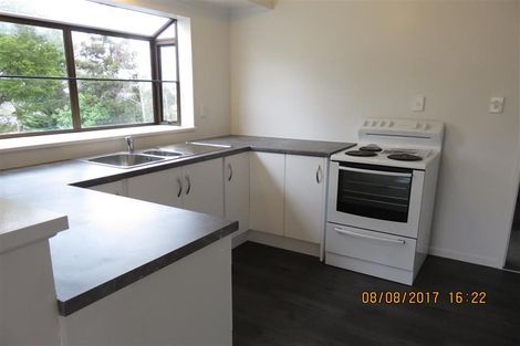 Photo of property in 20 Edgware Road, West Harbour, Auckland, 0618