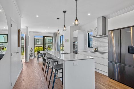 Photo of property in 17 Waenganui Road, Hobsonville, Auckland, 0616