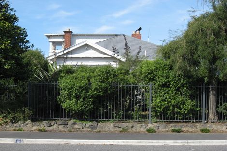 Photo of property in 100 Barbour Street, Waltham, Christchurch, 8011