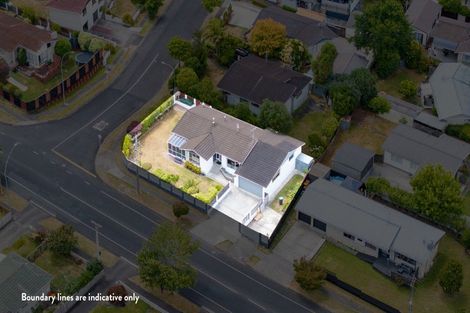 Photo of property in 4 Newcastle Road, Dinsdale, Hamilton, 3204