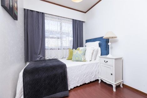 Photo of property in 1/3 Sarah Place, Farm Cove, Auckland, 2012