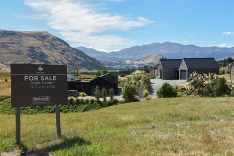 Photo of property in 5 Rabbiters Drive, Jacks Point, Queenstown, 9371
