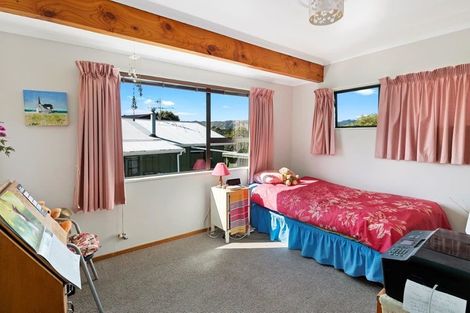 Photo of property in 22 Sunset Terrace, Waikanae Beach, Waikanae, 5036