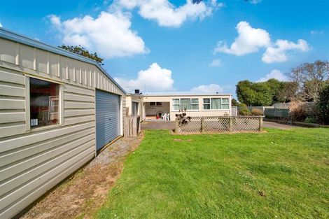 Photo of property in 39 Patu-kukupa Street, Manaia, 4612