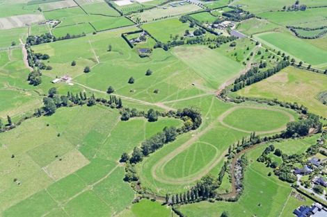 Photo of property in 160 Monument Road, Clevedon, 2582