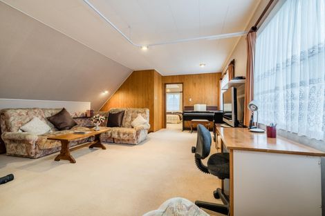 Photo of property in 2/27 Rogan Street, Mount Roskill, Auckland, 1041