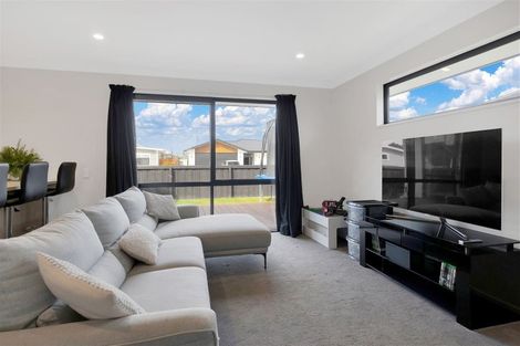 Photo of property in 10 Hapua Lane, Pegasus, 7612