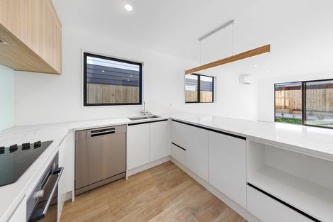 Photo of property in 89b Reeves Road, Pakuranga, Auckland, 2010