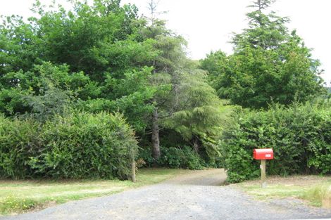 Photo of property in 399 Paparata Road, Bombay, 2675