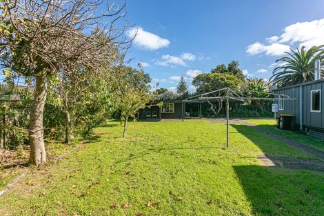 Photo of property in 37 Cook Drive, Whitianga, 3510