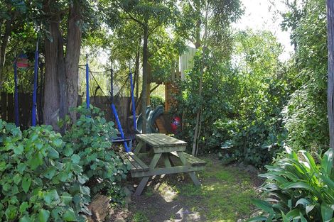 Photo of property in 6 Lincoln Street, Ashhurst, 4810