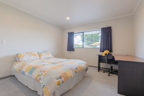 Photo of property in 24 Sheridan Crescent, Leamington, Cambridge, 3432