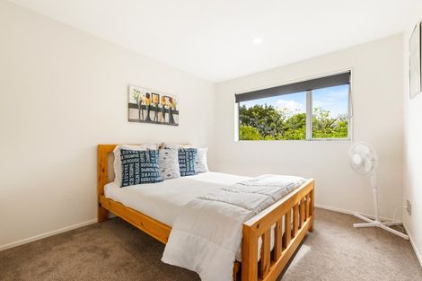 Photo of property in 14a Kotuku Street, Te Atatu Peninsula, Auckland, 0610