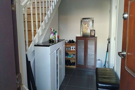 Photo of property in 1/6 Colum Place, Bucklands Beach, Auckland, 2014