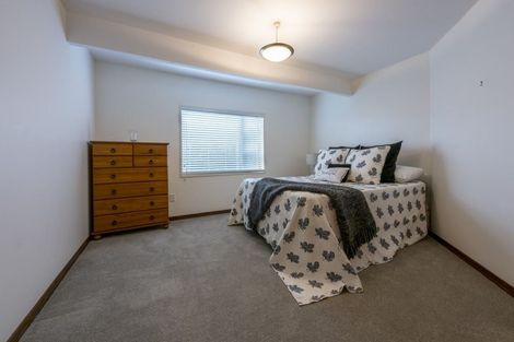 Photo of property in 2/12 Patmos Place, Mount Pleasant, Christchurch, 8081