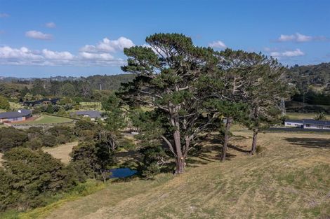 Photo of property in 15 Elmore Road, Paremoremo, Auckland, 0793