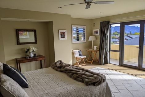 Photo of property in 44 Meadowstone Drive, Wanaka, 9305