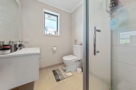 Photo of property in 1 Raithburn Terrace, Pokeno, 2402