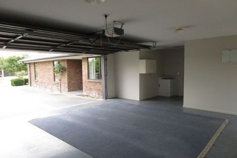 Photo of property in 2 Ruahine Place, Parklands, Christchurch, 8083
