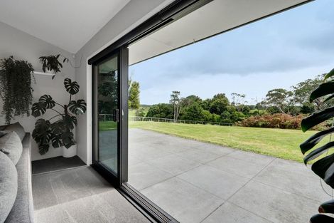 Photo of property in 376 Egmont Road, Hillsborough, New Plymouth, 4372